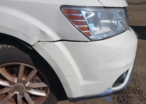 2017 Dodge Journey Sxt z USA, uszkodzony, nr VIN 3C4PDCBG2HT526451